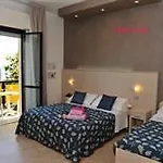 Mimosa Hotel 3*